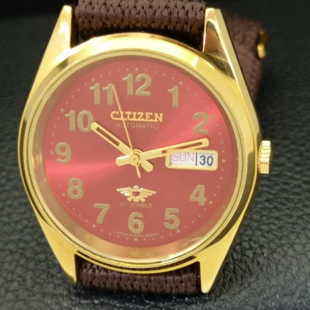 Vintage 1984 Citizen Automatic Mens Gold Watch W/daydate & Red accents